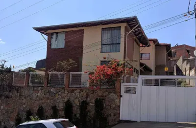 Casa com 3 quartos à venda no Jardim Europa, Poços de Caldas 