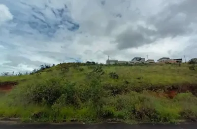 Terreno à venda no Jardim Bandeirantes, Poços de Caldas 