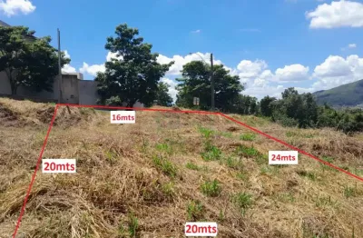 Terreno à venda no Parque San Carlo, Poços de Caldas 