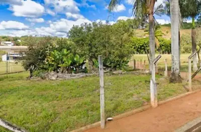 Terreno à venda no Centro, Campestre 