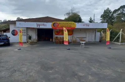 Barracão / Galpão / Depósito à venda no Parque Primavera, Poços de Caldas 