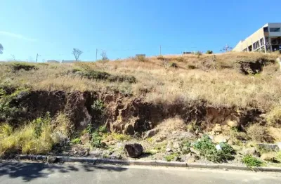 Terreno à venda no Jardim Bandeirantes, Poços de Caldas 