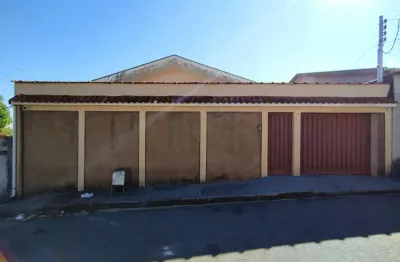 Casa com 3 quartos à venda no São José, Poços de Caldas 