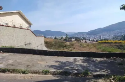 Terreno à venda no Parque San Carlo, Poços de Caldas 