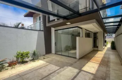 Casa com 3 quartos para alugar no Residencial São Bernardo, Poços de Caldas 