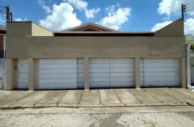 Excelente casa á venda no bairro vila togni em poços de caldas mg.