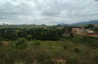 Terreno à venda no Centro, Caldas 