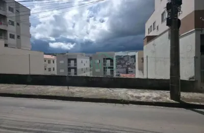Excelente terreno á venda de 367,50m² próximo á PUC em Poços de Caldas MG.