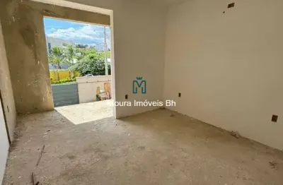 Casa 2 quartos, 2  vagas de garagem no bairro novo centro em santa luzia