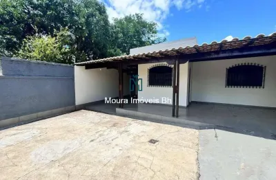 Casa 3 quartos varias vagas de garagem no bairro letícia