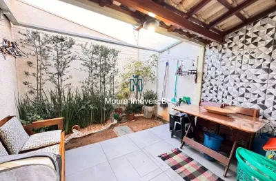 Casa geminada com 2 quartos, 2 vagas no bairro vila cloris