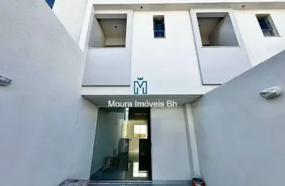 Casa nova com 2 suítes (1 suíte com varanda) 1 vaga no bairro rio branco