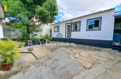 3 casas planas á venda no bairro santa mônica.. á vista