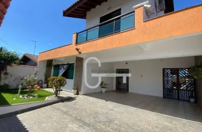 Casa com 4 dormitórios à venda, 250 m² por r$ 1.100.000,00 - balneário stella maris - peruíbe/sp