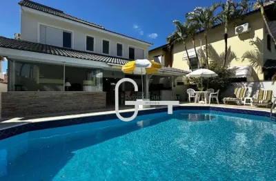 Casa com 5 dormitórios à venda, 339 m² por r$ 2.200.000,00 - bougainvillee i - peruíbe/sp