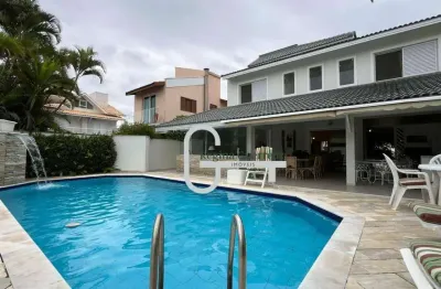 Casa com 5 suítes à venda, 339 m² por R$ 2.200.000 - Bougainvillee I - Peruíbe/SP
