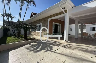 Casa com 4 dormitórios à venda, 174 m² por r$ 730.000,00 - parque balneário oásis - peruíbe/sp