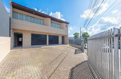Imóvel comercial com 5 salas localizado na continuação da rua londrina esquina com a rua cruzeiro do sul no sítio cercado.
