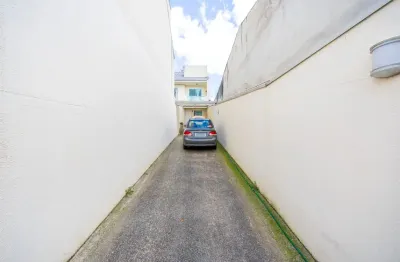 Sobrado duplex com até 4 vagas de garagem próximo ao colégio estadual joão paulo ii