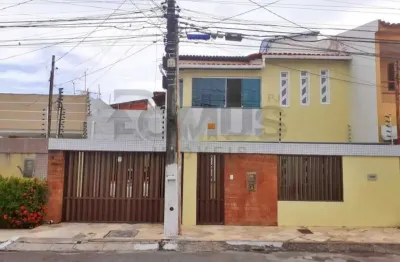 Casa para vender com 4 quartos 2 suítes no bairro luzia em aracaju