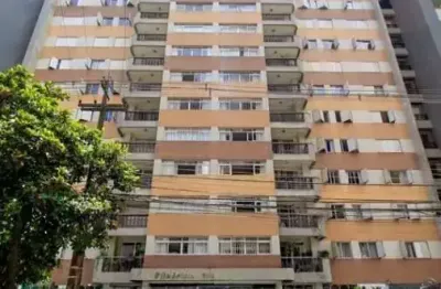 Apartamento com 3 quartos para alugar na Rua Bento Viana, 958, Batel, Curitiba