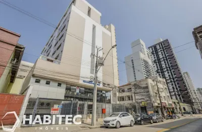 Kitnet / Stúdio para alugar na Rua Lourenço Pinto, 410, Centro, Curitiba