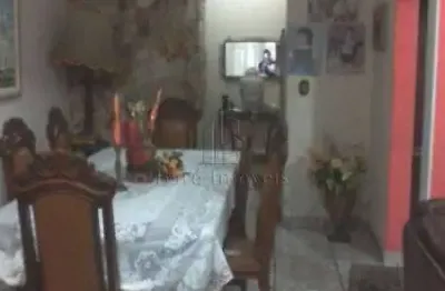 Casa assobradada no ferrazópolis - são bernardo do campo