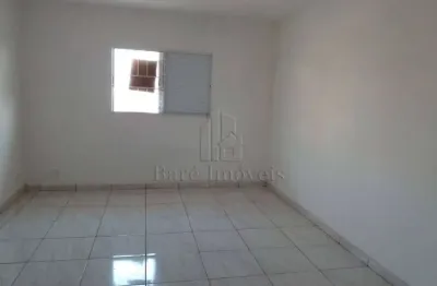 Apartamento aconchegante para locação no baeta neves