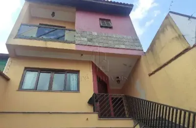 Sobrado amplo no parque novo oratório – conforto e estrutura