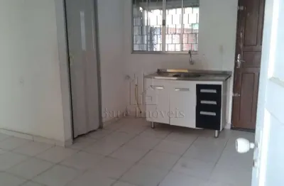 Casa com 2 quartos para alugar na Rua Felício Pedroso, Jardim Bom Pastor, Santo André