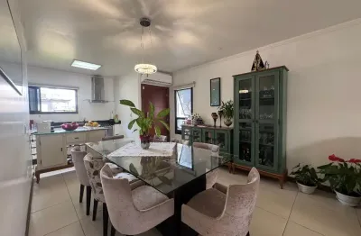 Rw - casa térrea com 2 dormitórios e amplo quintal na cachoeira do bom jesus