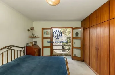 Casa com 4 quartos à venda na Rua Jacatirão, 587, Chácara Monte Alegre, São Paulo
