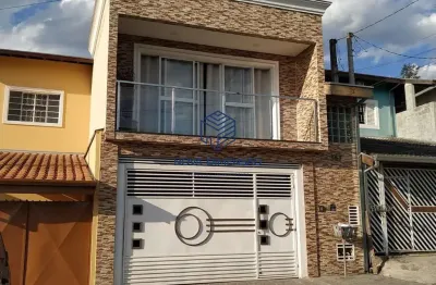 Linda casa no jardim bandeirantes com 162m2 - 2 dorms / 2 vagas
