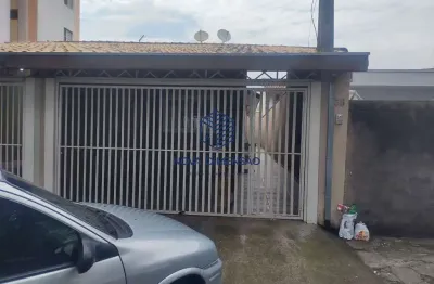 Excelente casa espaçosa na vila industrial com 3 dorms/2 vagas