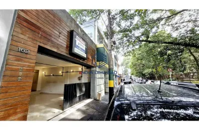 Prédio à venda na Rua Oscar Rodrigues Cajado Filho, 245, Santo Amaro, São Paulo