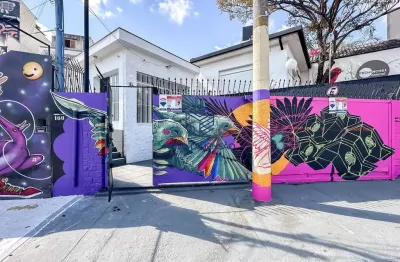 Ponto comercial à venda na Rua Medeiros de Albuquerque, 216, Vila Madalena, São Paulo