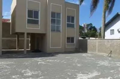 Casa para venda em balneário piçarras, centro, 3 dormitórios, 1 suíte, 3 banheiros, 1 vaga