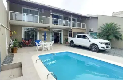 Casa para venda em balneário piçarras, itacolomi, 3 dormitórios, 1 suíte, 3 banheiros, 2 vagas