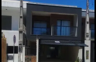 Casa para venda em balneário piçarras, centro, 3 dormitórios, 1 suíte, 3 banheiros, 1 vaga