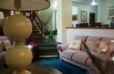Casa comercial com 4 salas para alugar no Taquaral, Campinas 