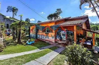 Chácara com 3 dormitórios no condomínio caputera cotia - cotia.