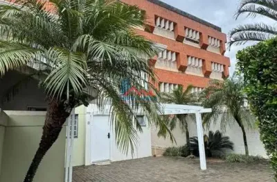 Casa com 3 dormitórios e 1 suíte no condomínio village carolina penteado