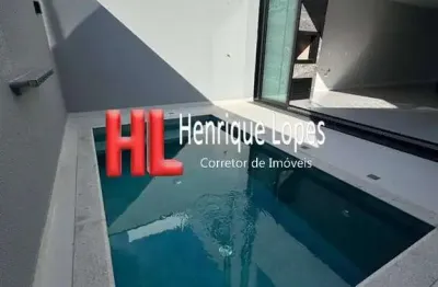 Casa com 3 quartos à venda na Rua Santa Clara, Centro, Camboriú