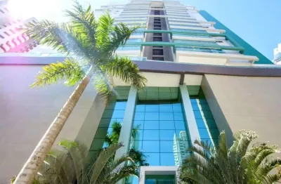 Apartamento com 4 quartos à venda na Rua 3600, 133, Centro, Balneário Camboriú