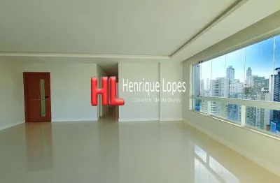 Apartamento com 3 quartos à venda na Rua 3200, 130, Centro, Balneário Camboriú