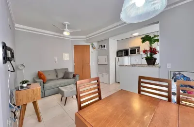 50x para pagar, apartamento 01 dormitório com box a 1 quadra do mar!