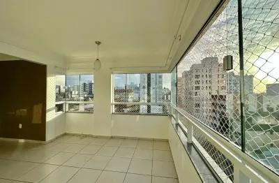 Apartamento 02 dormitórios com sacada de frente no centro de capão!