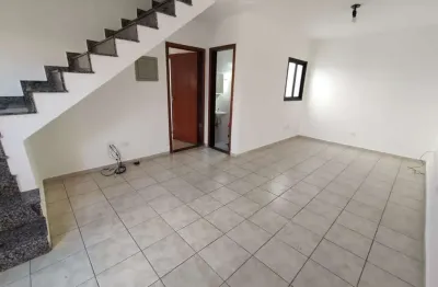 Casa em condomínio fechado com 3 quartos para alugar na Rua Alves de Almeida, 870, Vila Formosa, São Paulo por R$ 2.800