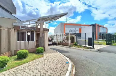 Casa em condomínio fechado com 3 quartos para alugar na rua francisco derosso, 3140, xaxim, curitiba por r$ 3.650