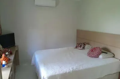 Casa com 3 quartos à venda na Rua Walter da Silva Maia, 255, Ipitanga, Lauro de Freitas